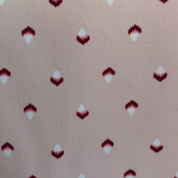 Old Navy sz small pink 3/4 bell sleeve top with button keyhole detail in back - Picture 9 of 9